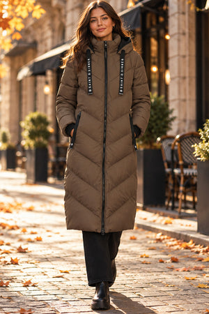 TAUPE HOODED PUFFER COAT WITH ZIP FRONT POCKETS