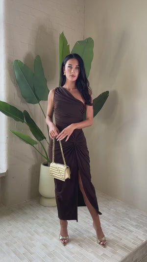 AX PARIS CHOCOLATE ONE SHOULDER KNOT SKIRT MIDI DRESS