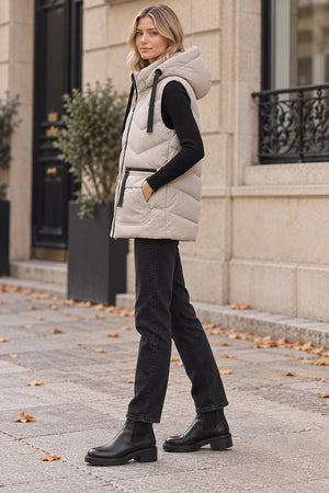 OYSTER QUILTED HOODED SHORT PUFFER GILET