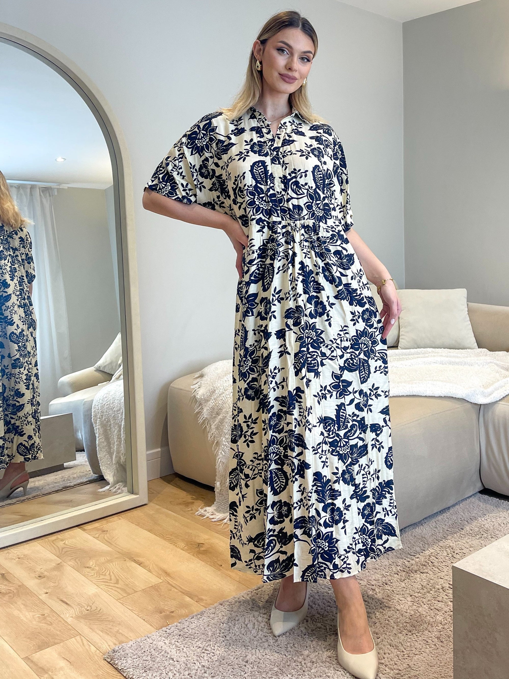 BLUE AND WHITE PRINTED OVERSIZED SMOCK MAXI DRESS