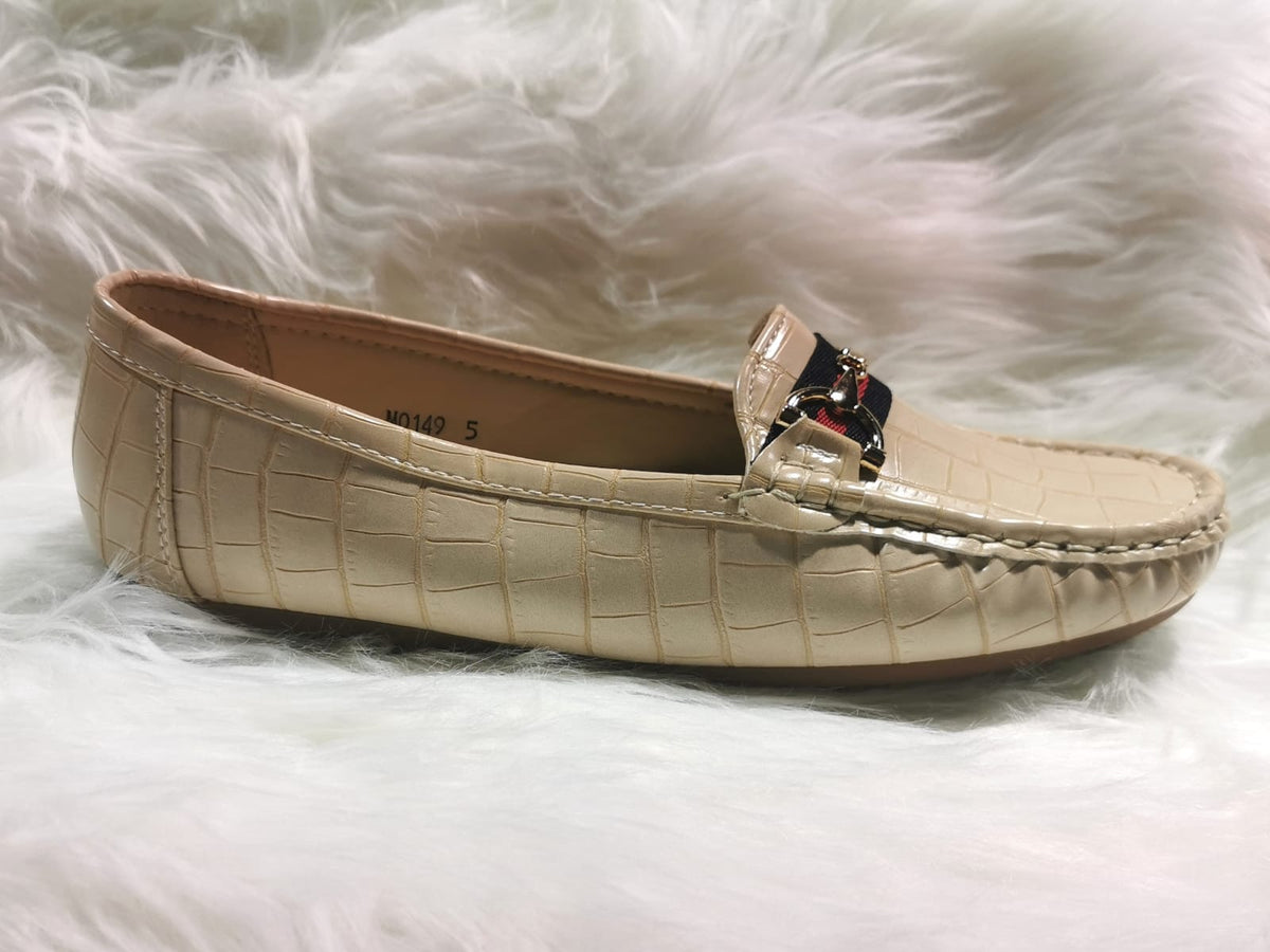 BEIGE CROC FAUX LEATHER CHAIN LOAFER