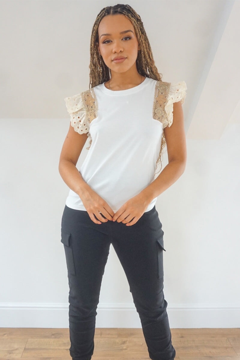 WHITE BRODERIE ANGLAISE SHORT SLEEVE TOP