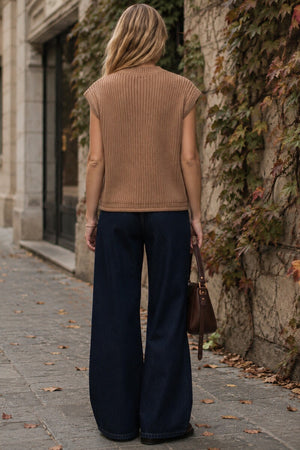 CAMEL WAFFLE TWO POCKET BUTTON KNITTED WAISTCOAT