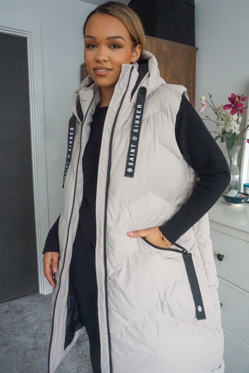 OYSTER HOODED ZIP UP GILET