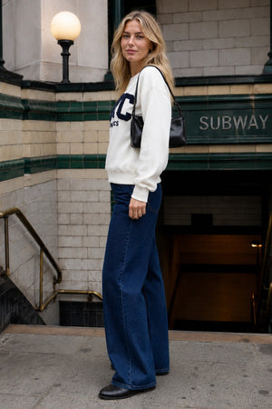 MARSHMALLOW NYC LOGO OVERSIZED SWEATSHIRT