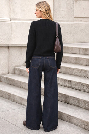 BLACK BUTTON KNITTED CARDIGAN