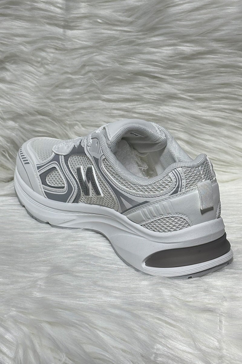 WHITE LOGO LACE UP CHUNKY RUNNER STYLE TRAINER
