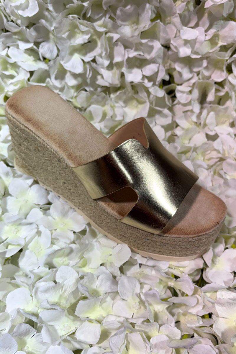 GOLD METALLIC CUT OUT FAUX LEATHER ESPADRILLE WEDGE