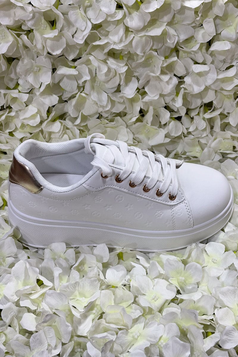 WHITE LOGO LACE UP PLATFORM TRAINER