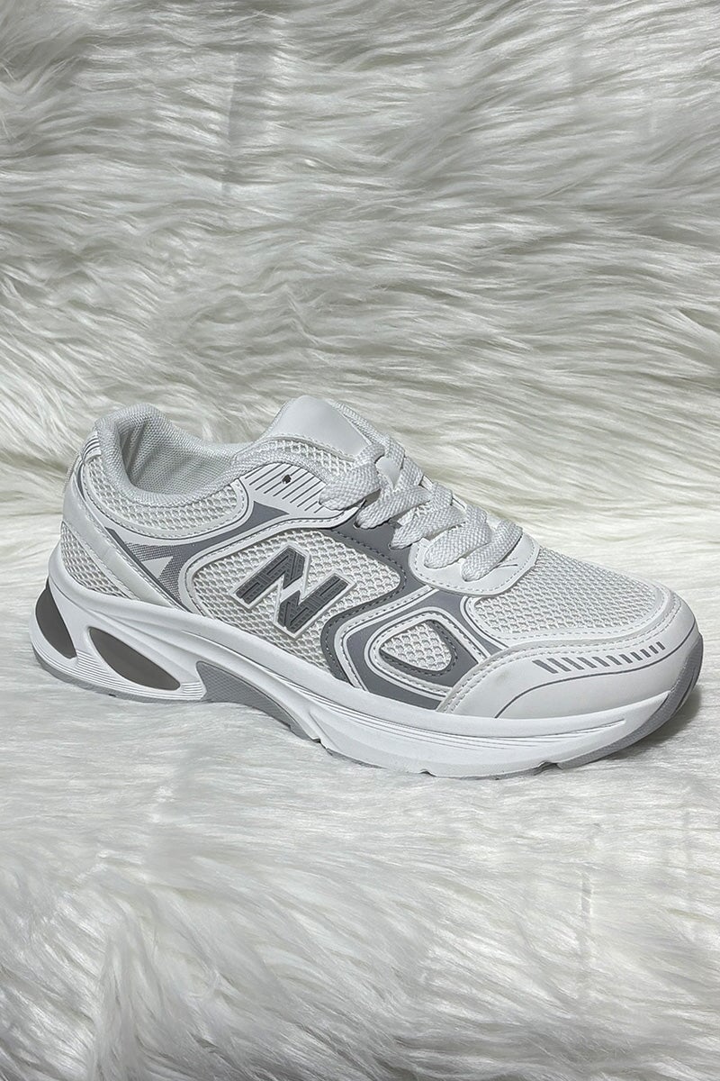 WHITE LOGO LACE UP CHUNKY RUNNER STYLE TRAINER