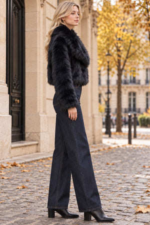 BLACK FAUX FUR SHORT JACKET