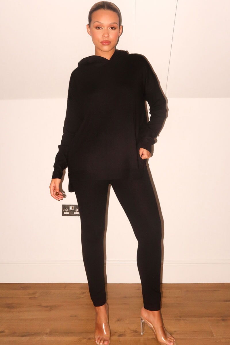 BLACK HOODED TWO POCKET KNITTED LOUNGEWEAR SET