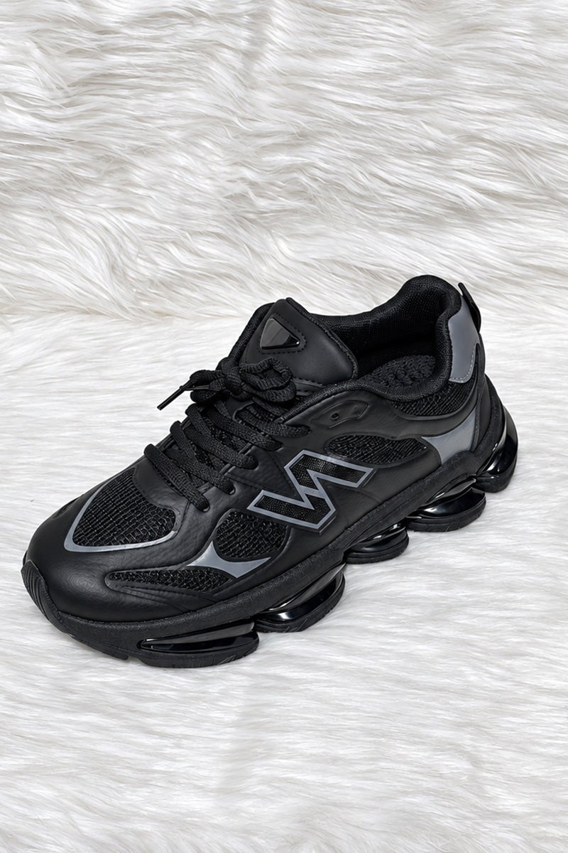 BLACK LOGO LACE UP CHUNKY RUNNER STYLE TRAINER