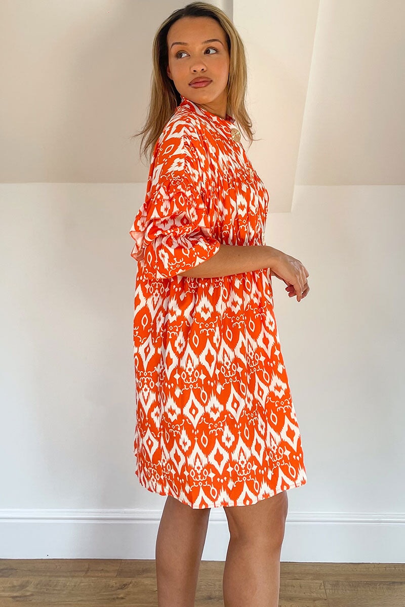 ORANGE AND WHITE PRINTED BUTTON UP RUCHED DETAIL SMOCK DRESS