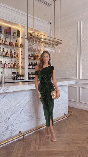 AX PARIS GREEN VELVET OFF THE SHOULDER KNOT SKIRT MIDI DRESS