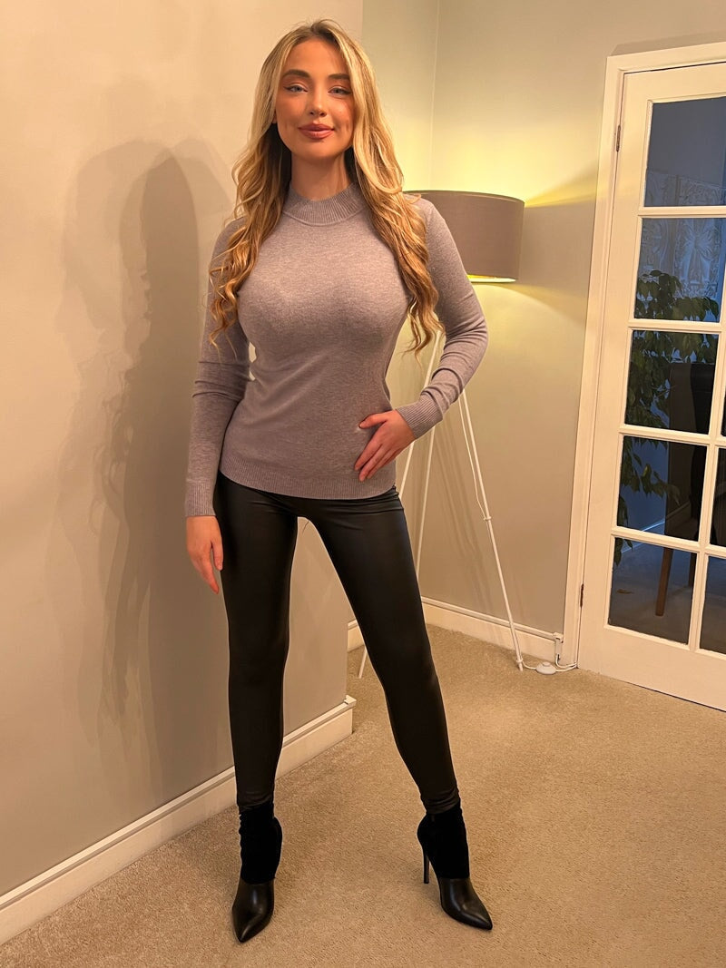 GREY TURTLE NECK KNIT