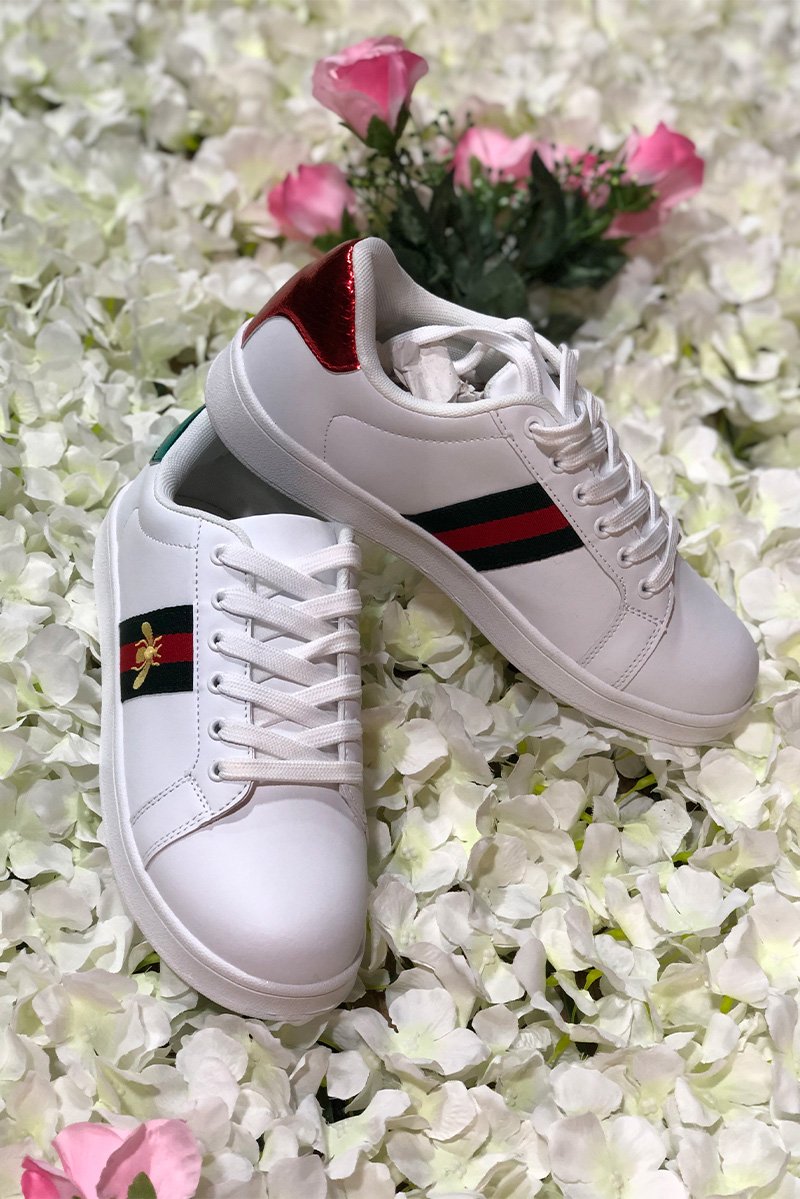 WHITE LACE UP BEE LOGO TRAINER