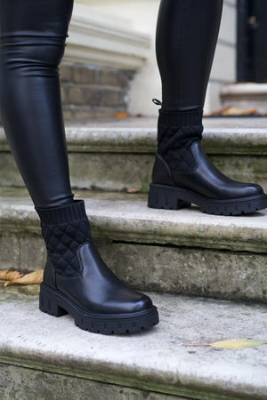 BLACK QUILTED KNITTED FAUX LEATHER ANKLE BOOT